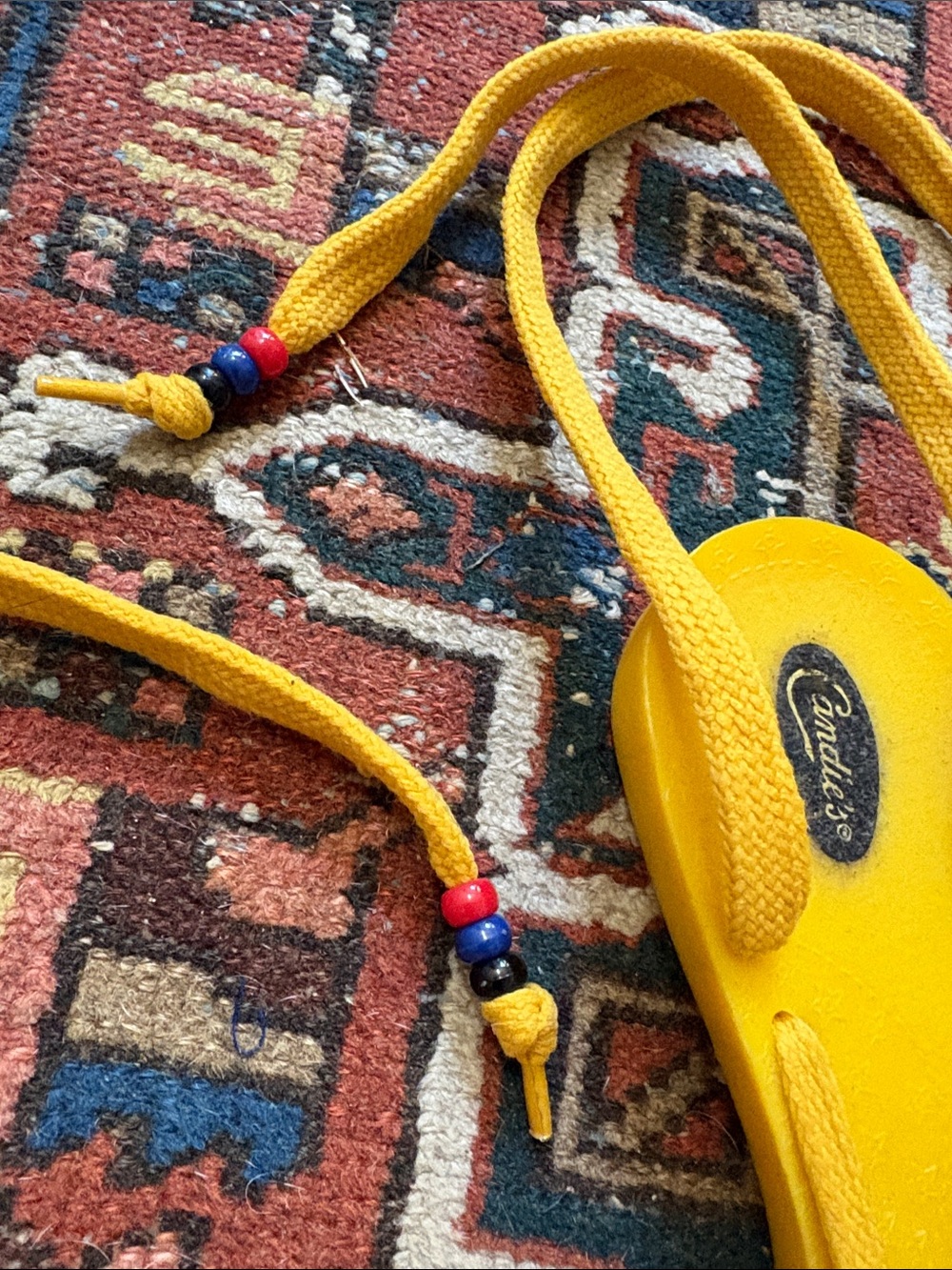 Vintage Y2K Candie's Yellow Beaded Backstrap thong square toe Sandals - Picture 3 of 5